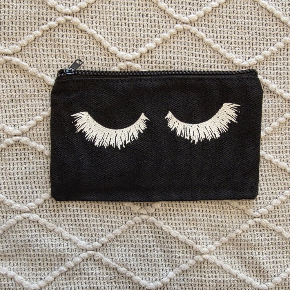 Eyelash Design Zipper Cosmetic Pouches - Picture 3 of 6